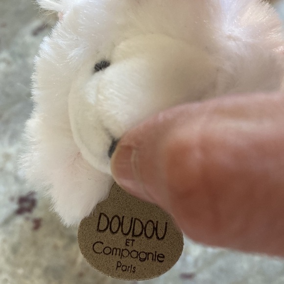 Doudou et Compagnie Paris Lamb Plush Slippers 6-12 months - Picture 5 of 8